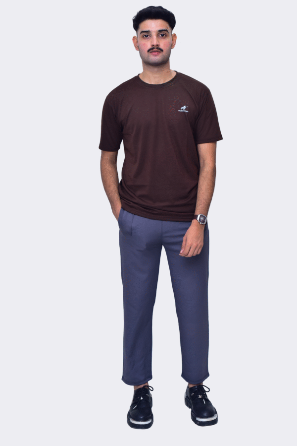 PLAIN ROUND NECK BROWN T-SHIRT - Image 2