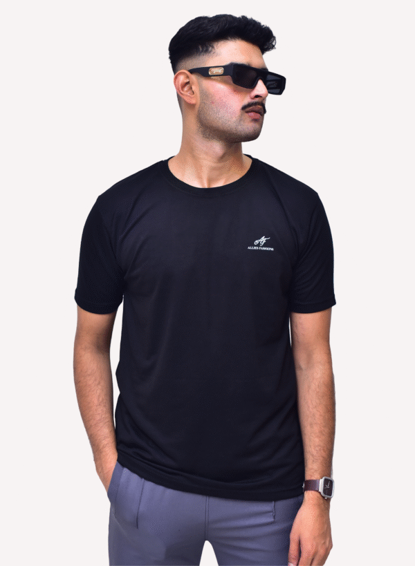 PLAIN ROUND NECK BLACK T-SHIRT - Image 2